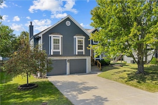 2029 SW 2nd St, Lees Summit, MO 64081