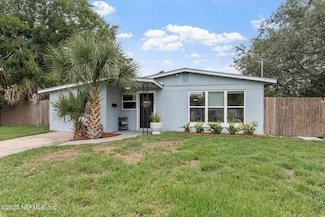 325 Sargo Rd, Atlantic Beach, FL 32233