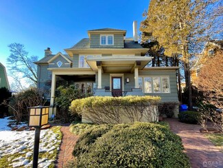 9 Grant Ave, Highland Park, NJ 08904