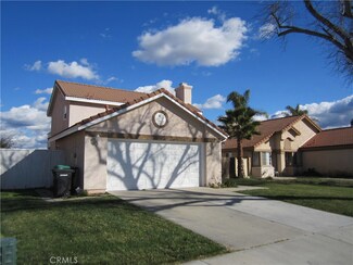992 Burton St, Hemet, CA 92545