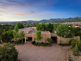 48 Paseo Encantado NE, Santa Fe, NM 87506