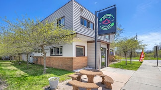 2927 S 8th St, Sheboygan, WI 53081