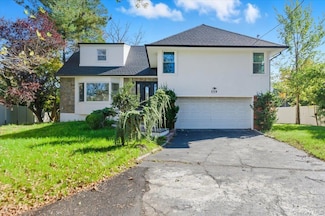 559 Linda Ln, Woodmere, NY 11598