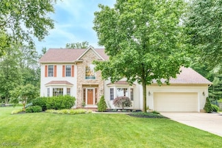 9422 Andrew Dr, Twinsburg, OH 44087