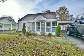 845 Exeter Rd, Columbus, OH 43213