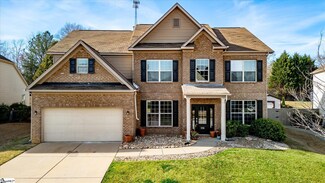 136 Berwick Ct, Easley, SC 29642