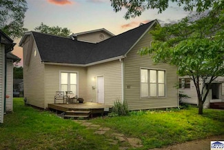 831 S 9th St, Terre Haute, IN 47807