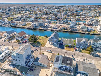15 W Brig Dr, Little Egg Harbor Township, NJ 08087