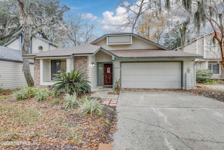 5439 Marsh Creek Dr N, Jacksonville, FL 32277