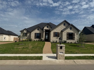 10109 Castleberry Ln, Woodway, TX 76712