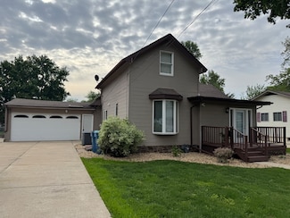 1503 Illinois Ave, Mendota, IL 61342