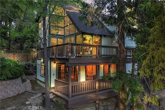 217 Crest Circle Dr, Lake Arrowhead, CA 92352