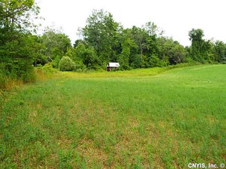 2165 Lawrence Rd, Marcellus, NY 13108