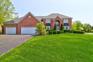 681 Bluestem Ln, Algonquin, IL 60102