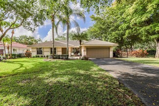 8822 NW 56th St, Coral Springs, FL 33067
