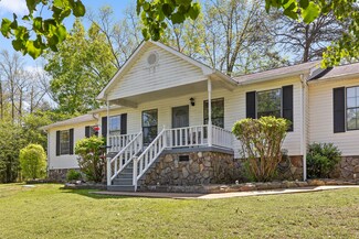 60 Hillside Dr, Ringgold, GA 30736
