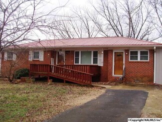 6623 Winchester Rd, New Market, AL 35761