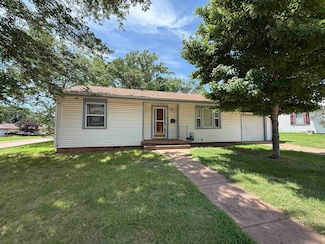 1101 N Chariton St, Kingman, KS 67068