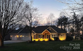 79 Pattys Chapel Rd, Fletcher, NC 28732
