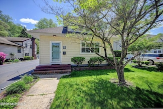 62 Madison Ave, Red Bank, NJ 07701