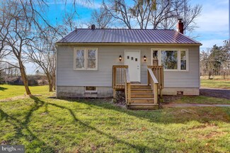 267 Schuler Rd, Fleetwood, PA 19522