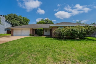 3420 Denbury Dr, Fort Worth, TX 76133