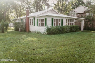 762 N Walnut St, Starke, FL 32091