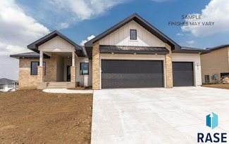 8312 E Wicker Ct, Sioux Falls, SD 57110