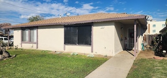 593 W Alamos Ave, Clovis, CA 93612