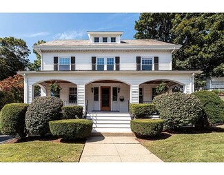 123 Traincroft, Medford, MA 02155