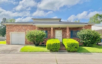 108 Wise St, Patterson, LA 70392
