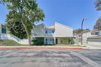 18115 Andrea Cir N Unit 4, Northridge, CA 91325