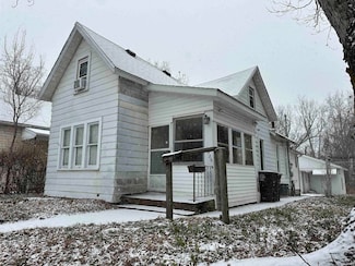 2426 Thompson Ave, Fort Wayne, IN 46807