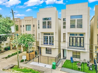 5219 Lillian St, Houston, TX 77007