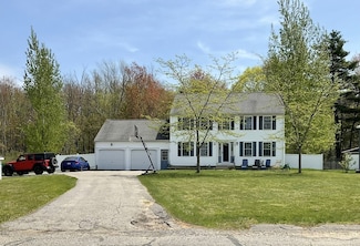 13 Minuteman Dr, Templeton, MA 01468