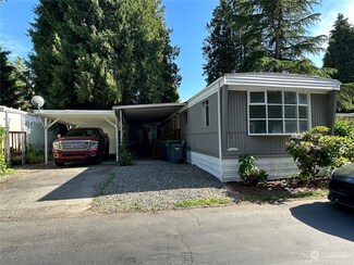 900 29th St SE Unit E26, Auburn, WA 98002