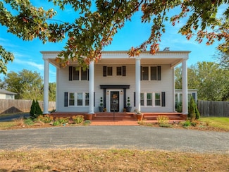 1901 N Bell Ave, Shawnee, OK 74804