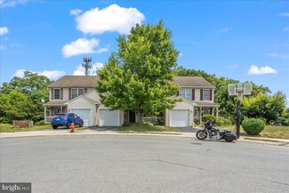 421 Elmshire Dr, Lancaster, PA 17603