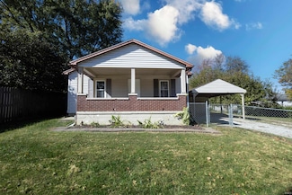 615 S 8th St, Boonville, IN 47601