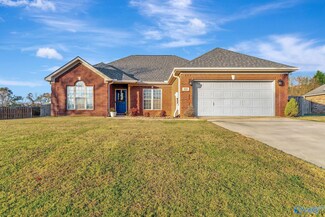 111 Tine Ln, New Market, AL 35761