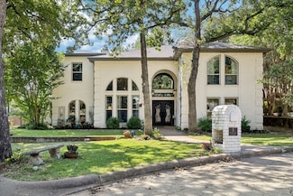 5 Woodlands Ct, Roanoke, TX 76262