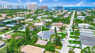 638 93rd Ave N, Naples, FL 34108