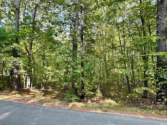 43 Otis Rd, Somersworth, NH 03878