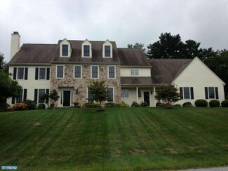 14 Maentel Dr, West Chester, PA 19382