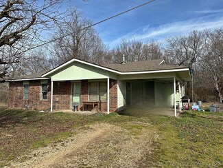 19896 E 766 Rd, Tahlequah, OK 74464