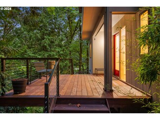 4915 SW Barnes Rd, Portland, OR 97221