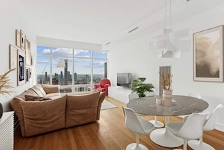 151 E 58th St Unit 42C, New York, NY 10022