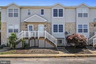 704 Dairy Dr, Smyrna, DE 19977