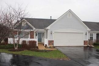 2820 N Southern Hills Dr, Wadsworth, IL 60083