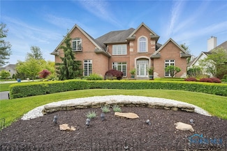 3472 Deer Creek Dr, Maumee, OH 43537